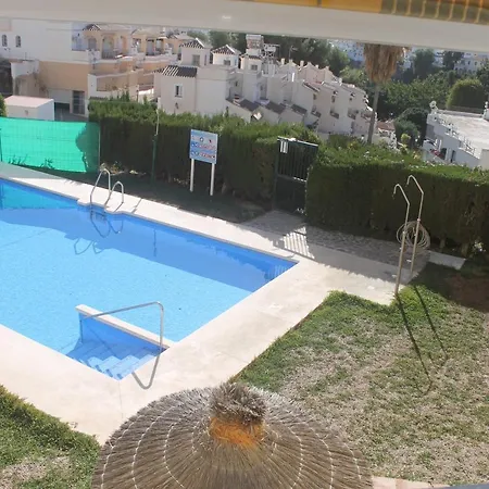 Hawai 13 Apartment *